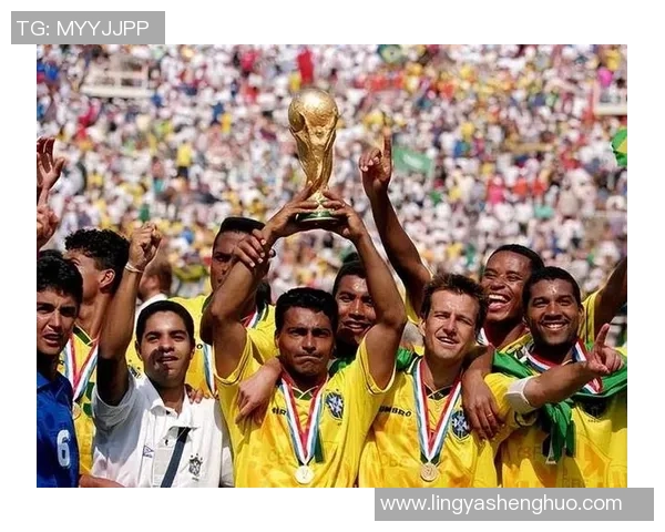 十二年巴西足球明星的辉煌历程与传奇瞬间回顾