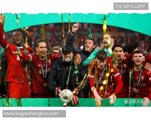 足球明星登上钞票引发热议球迷热情与经济价值的双重体现 足球明星登上钞票引发热议球迷热情与经济价值的双重体现