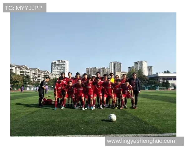 重庆足球队在世界锦标赛中的比赛经验与表现分析 重庆足球队在世界锦标赛中的比赛经验与表现分析